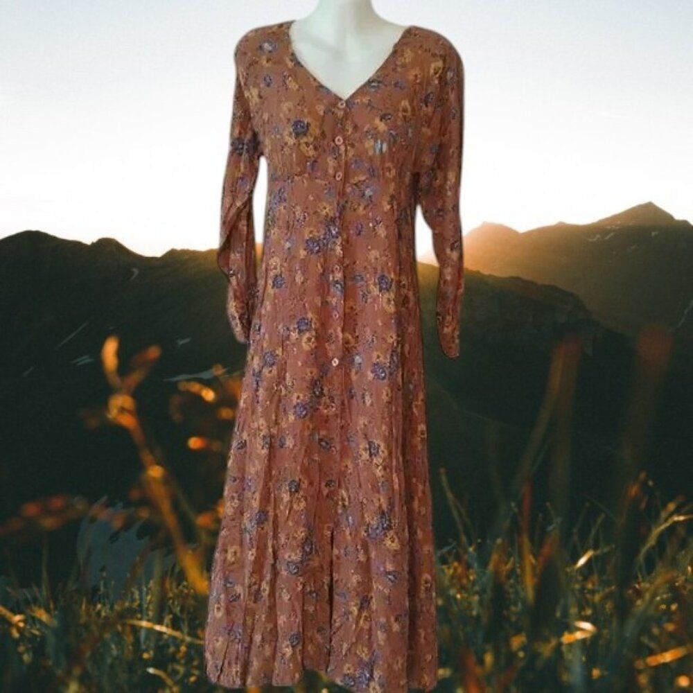 Beautiful Vintage Farmhouse Style Dress Size Medium